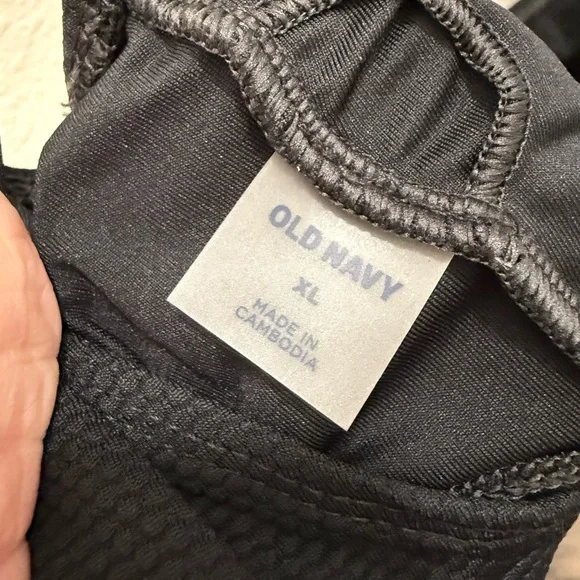Old navy black textured bikini top size XL - Picture 4 of 4